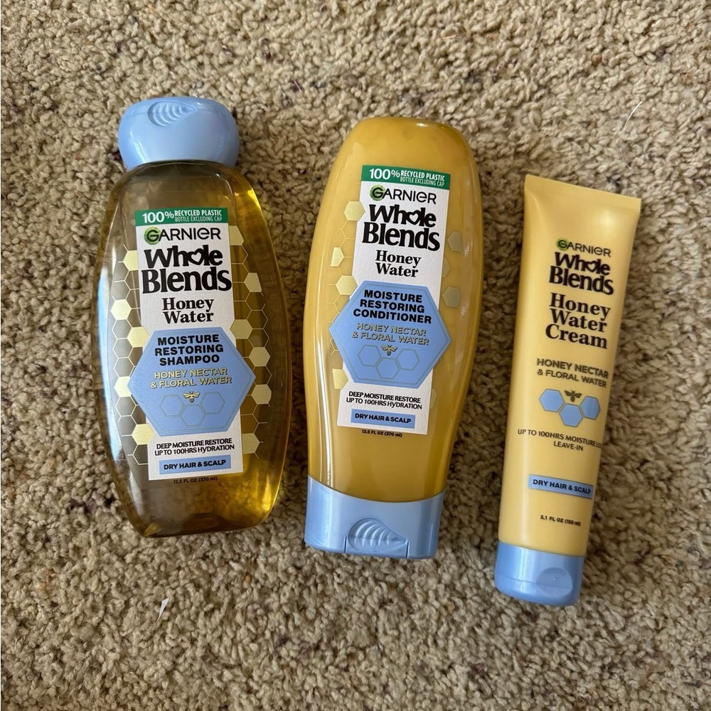 Garnier Whole Blends Honey Moisture Restoring Set